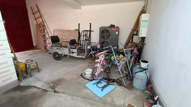 順義木林鎮(zhèn)帶菜園400平米農村平房帶院子16間房整體出租
