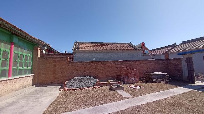 順義李遂鎮(zhèn)350平米農村舊房子能居住帶超大菜園子出租
