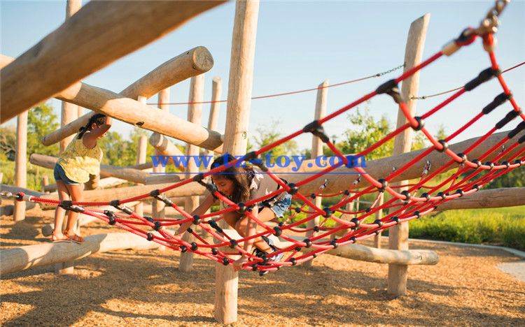 小型兒童戶(hù)外游樂(lè )設備 小型兒童戶(hù)外游樂(lè )設備